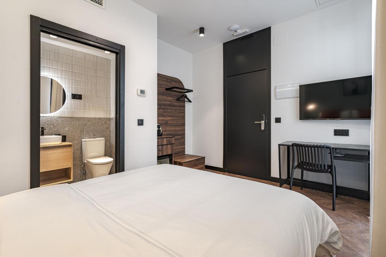 Style Suites By Olala Homes Madrid Exterior photo