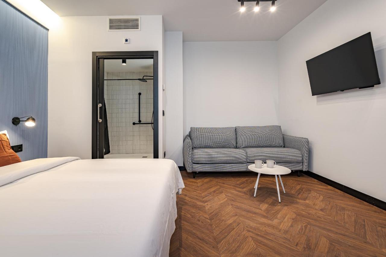 Style Suites By Olala Homes Madrid Exterior photo